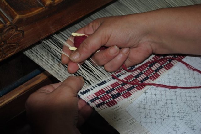 249549_126530474092383_4320892_n