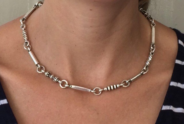 Life chain, Emma De Jong